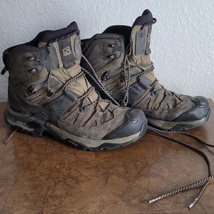 Salomon Quest 4 GTX Hiking Boot